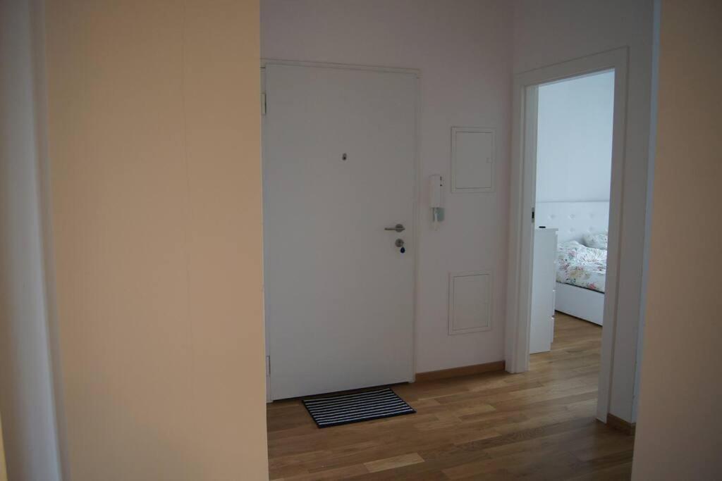 Apartament Cichy, Nowoczesny, Komfortowy Przy Galerii Mokotow Warszawa Zewnętrze zdjęcie