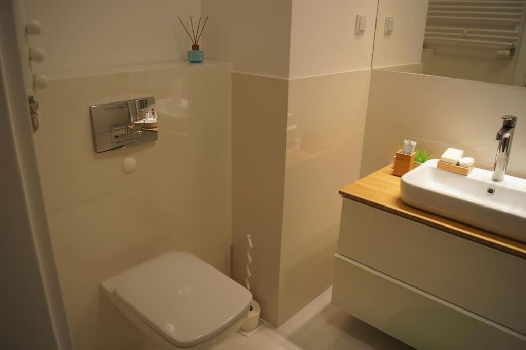 Apartament Cichy, Nowoczesny, Komfortowy Przy Galerii Mokotow Warszawa Zewnętrze zdjęcie
